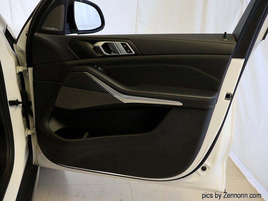 Used 2023 BMW X5 xDrive40i w/ Premium Package image 36