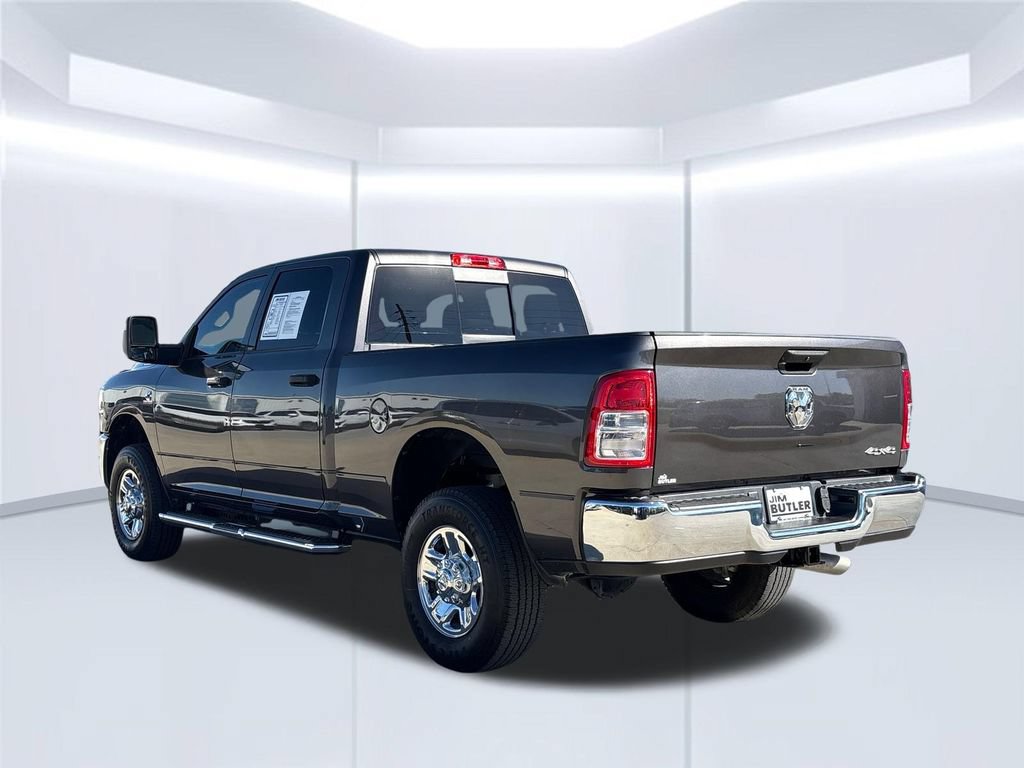 Used 2024 RAM 2500 Tradesman w/ Chrome Appearance Group AWD/4WD image 5