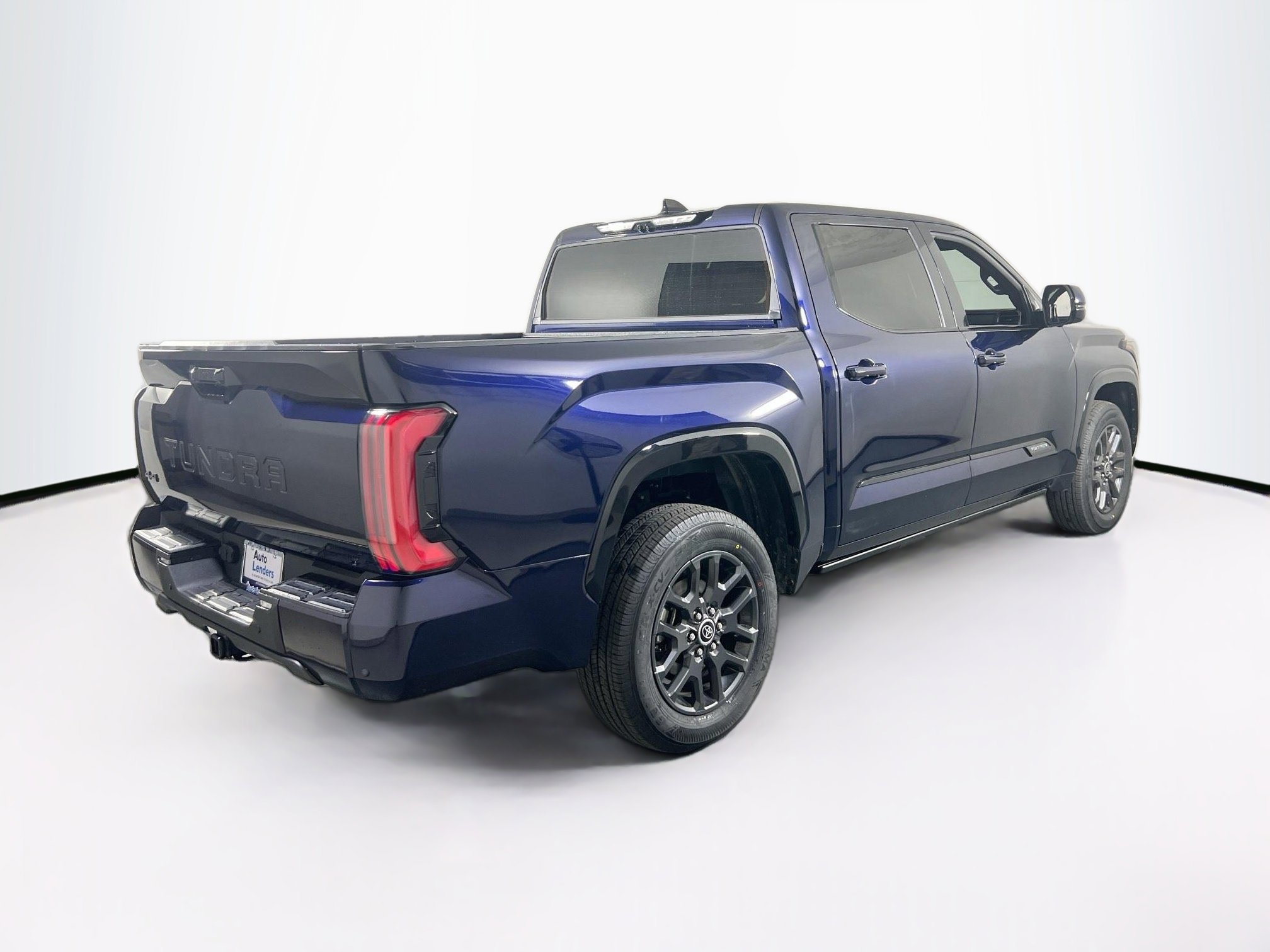 Used 2023 Toyota Tundra Platinum image 5