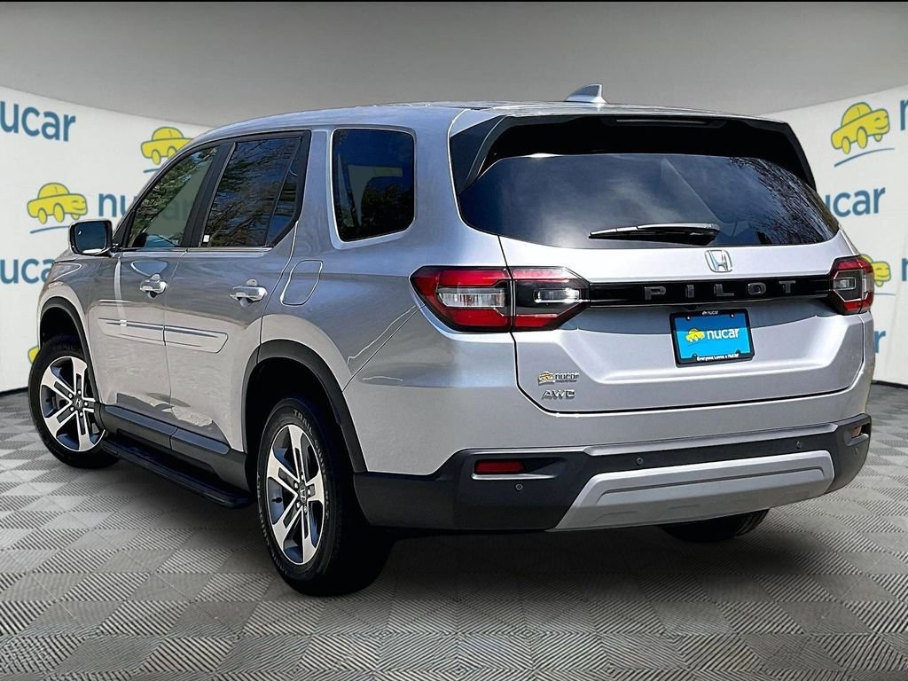 Used 2024 Honda Pilot EX-L image 4