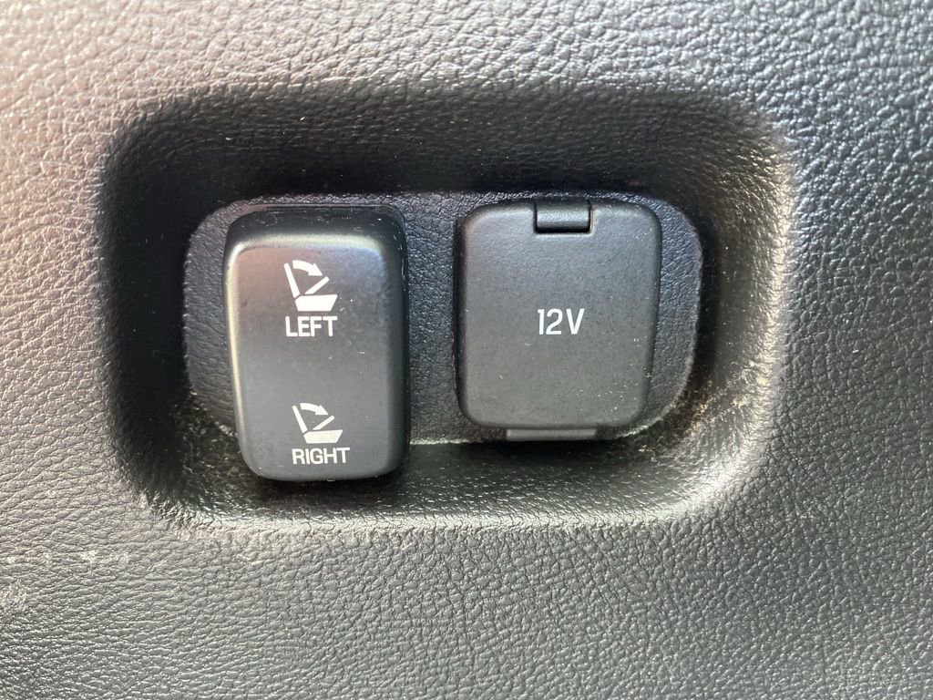 Used 2024 Ford Edge Titanium AWD/4WD image 20