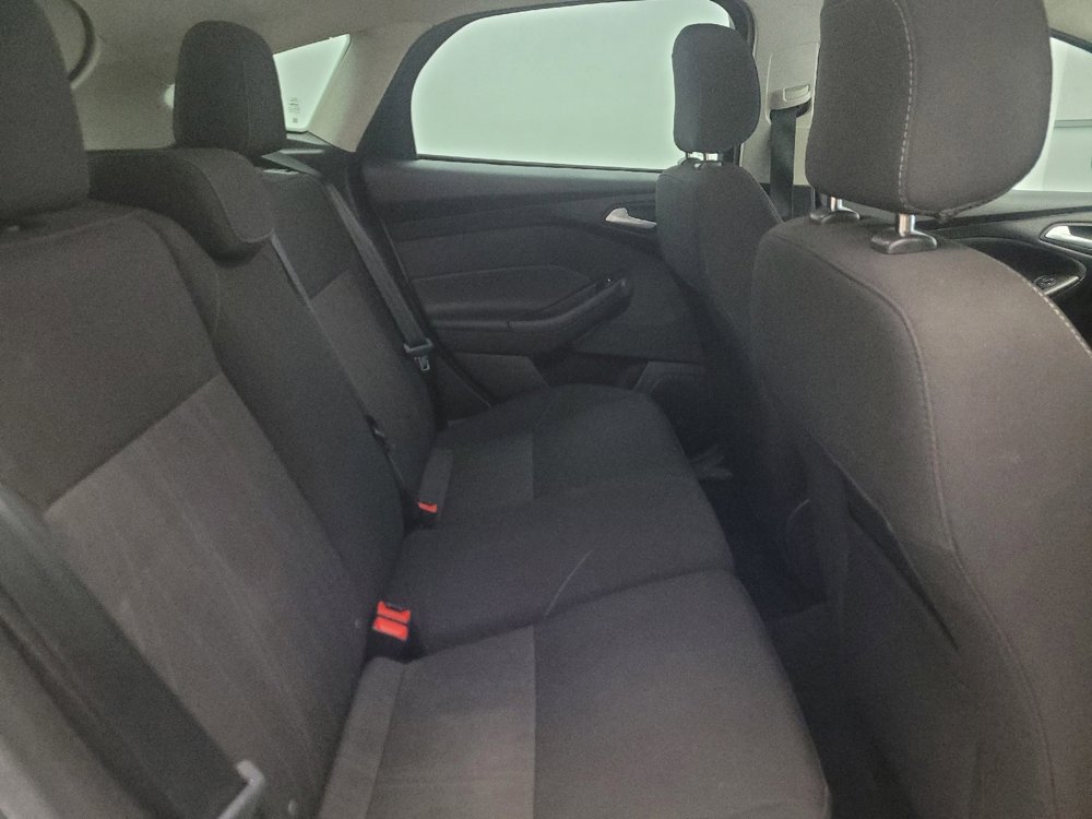 Used 2018 Ford Focus SEL FWD image 19