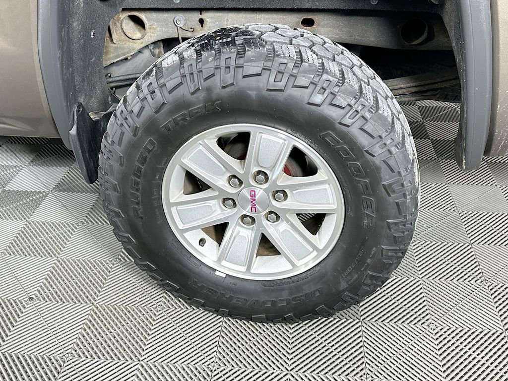 Used 2015 GMC Sierra 1500 SLE w/ SLE Value Package image 35