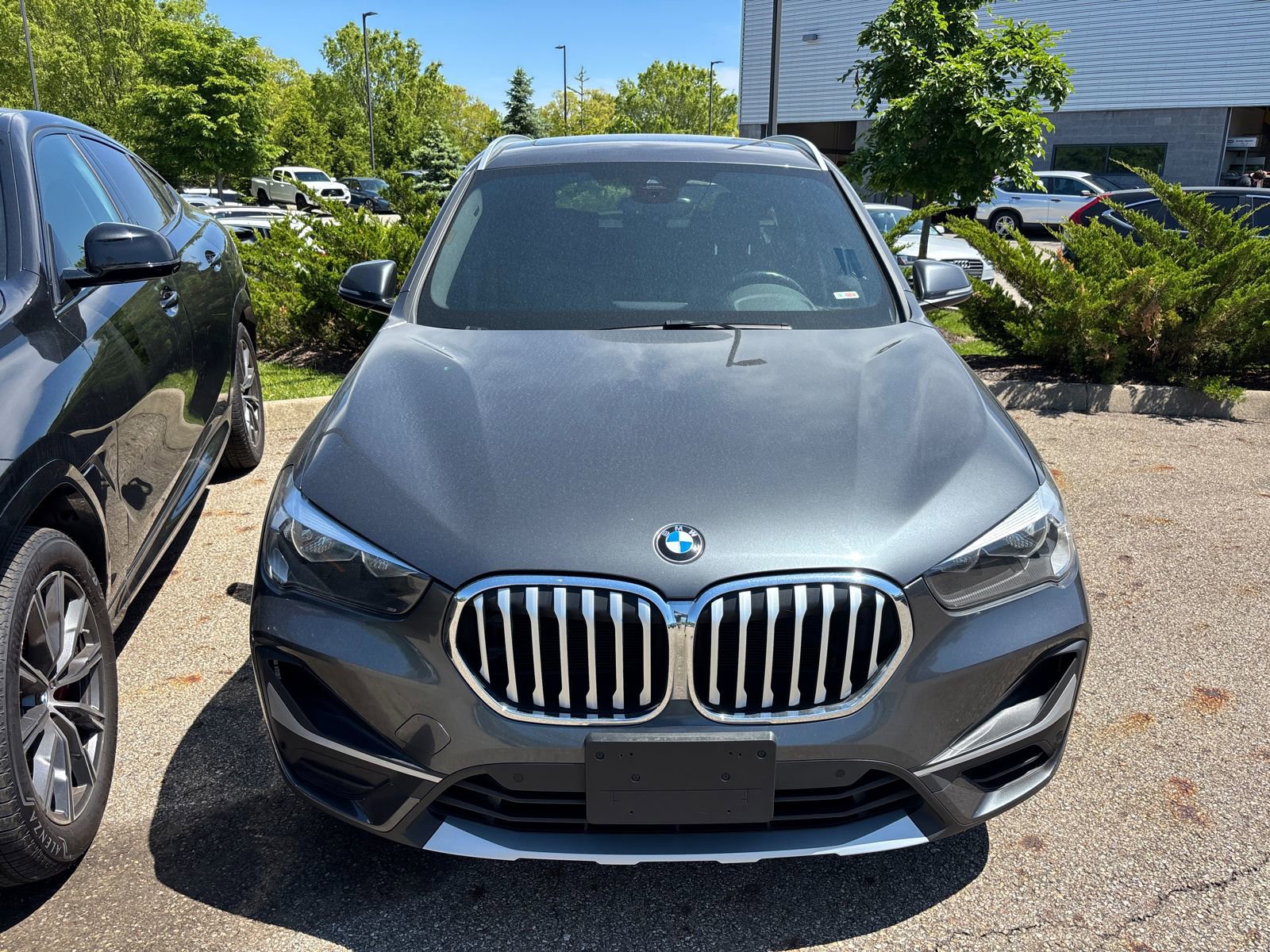 Used 2021 BMW X1 xDrive28i AWD/4WD image 2