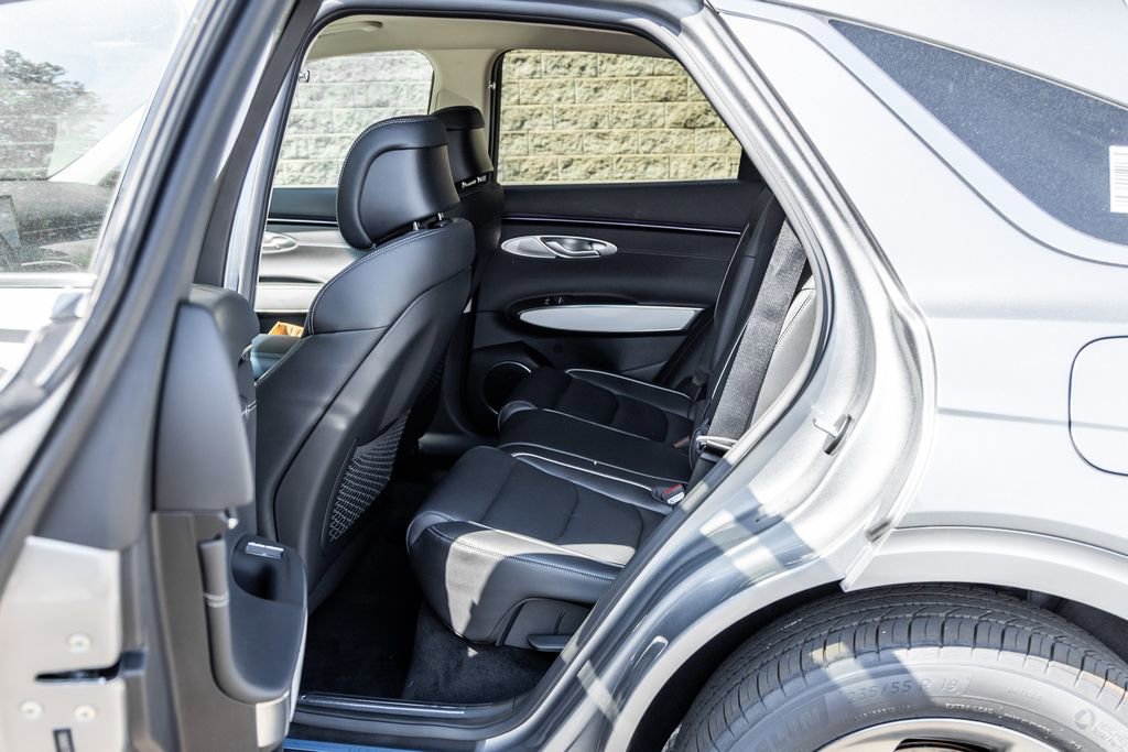 New 2026 Genesis GV70 2.5T Advanced AWD/4WD image 9