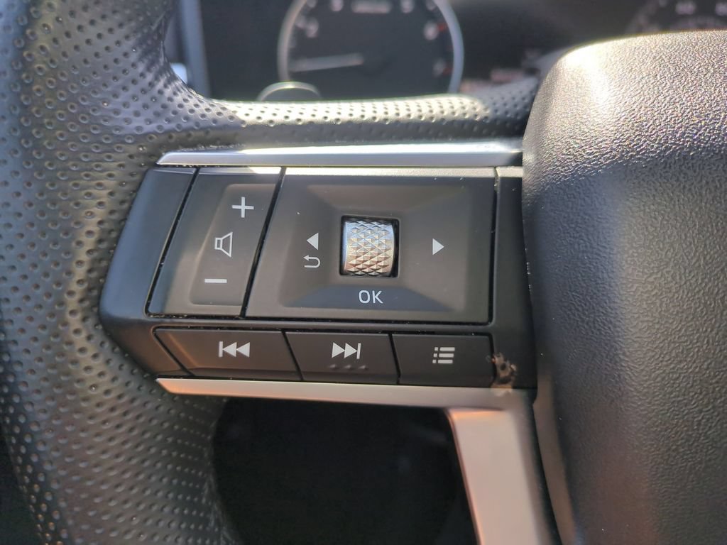 Used 2025 Mitsubishi Outlander SE AWD/4WD image 21