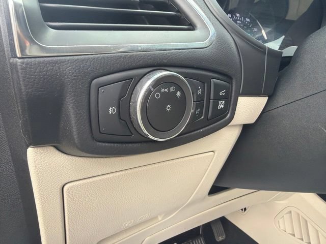 Used 2024 Ford Edge Titanium AWD/4WD image 18