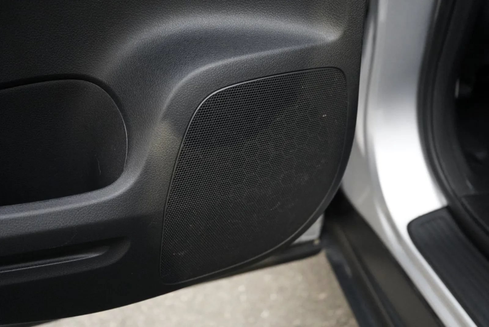 Used 2016 Honda CR-V Touring image 30