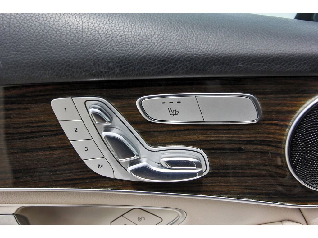 Used 2016 Mercedes-Benz GLC 300 image 23