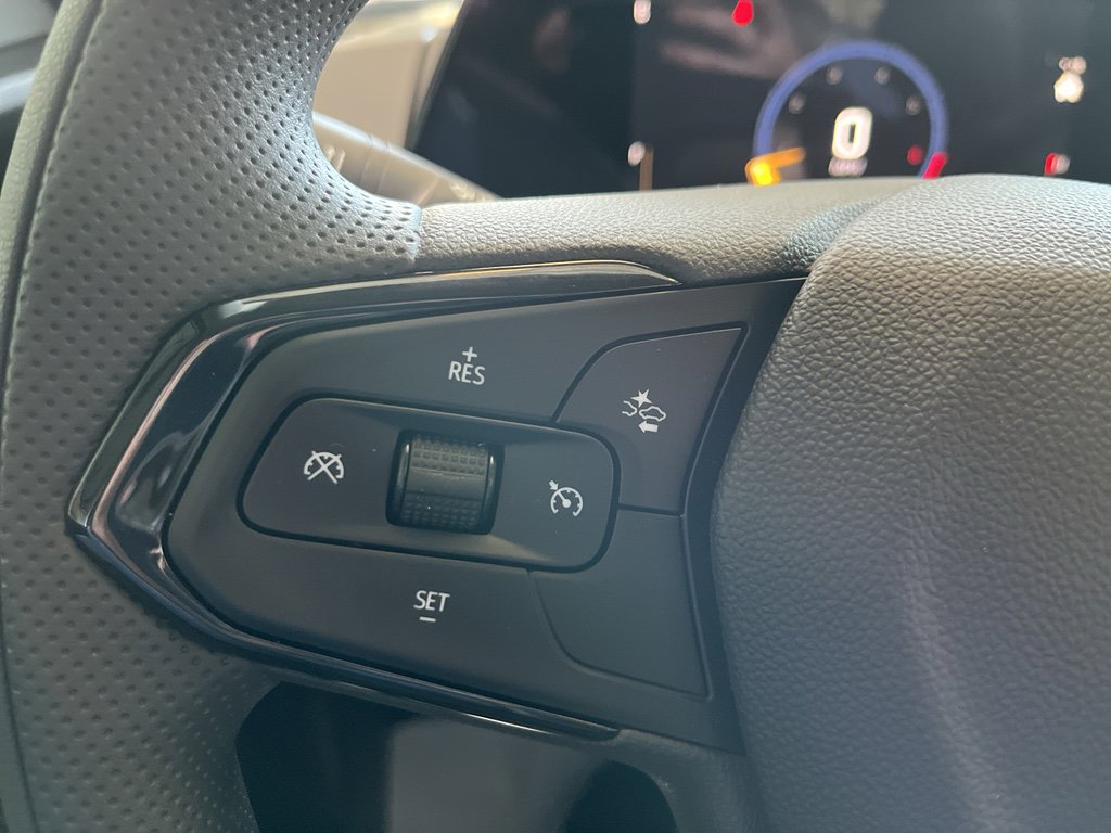 New 2026 Chevrolet Trax LT FWD image 16