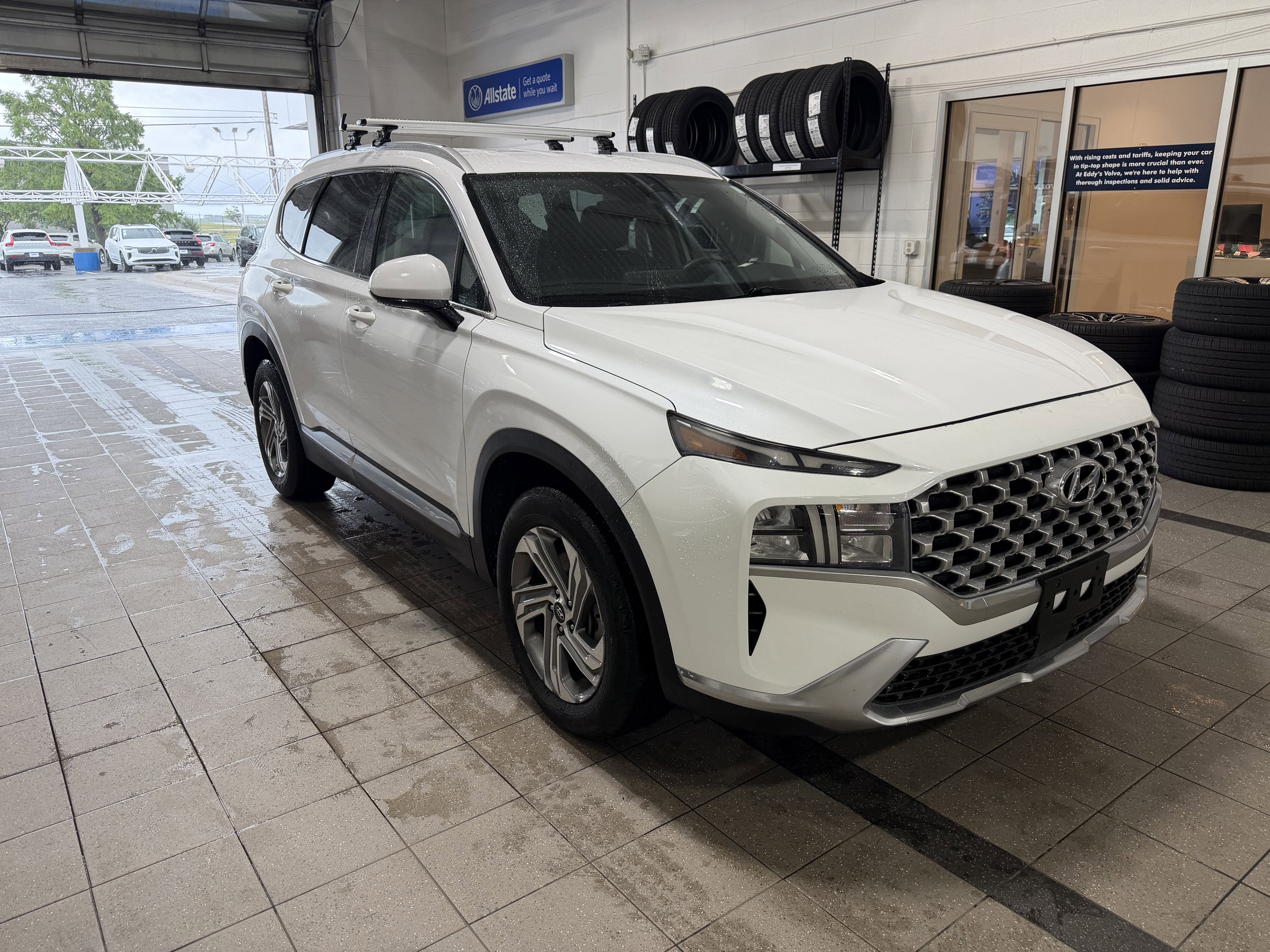 Used 2021 Hyundai Santa Fe SEL FWD image 1