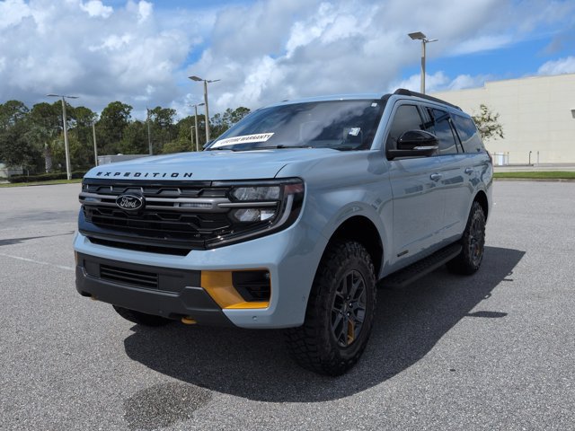 Used 2025 Ford Expedition Tremor AWD/4WD image 9