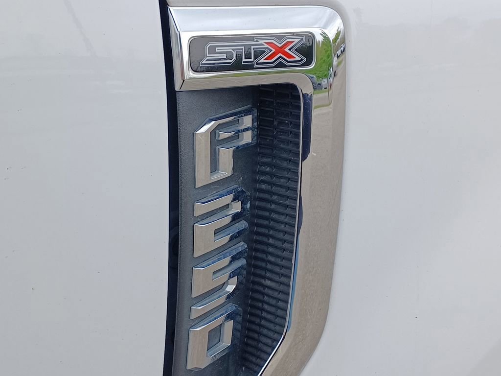 Used 2020 Ford F250 XL w/ STX Appearance Package AWD/4WD image 6