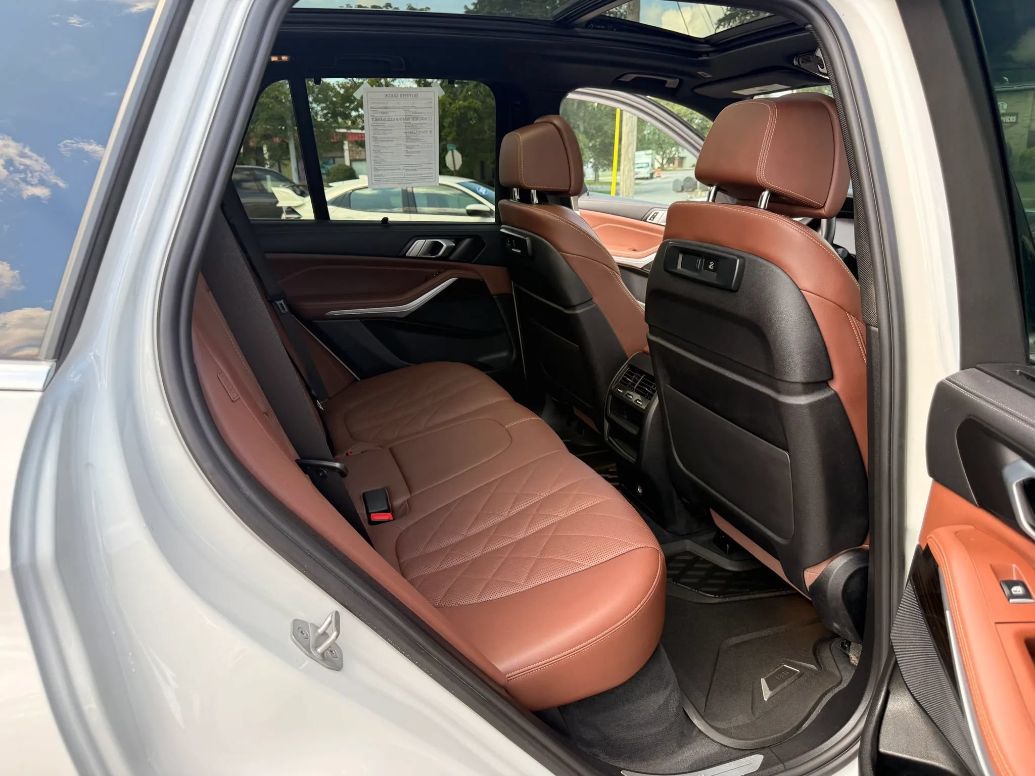 Used 2023 BMW X5 xDrive40i w/ Luxury Seating Package AWD/4WD image 25
