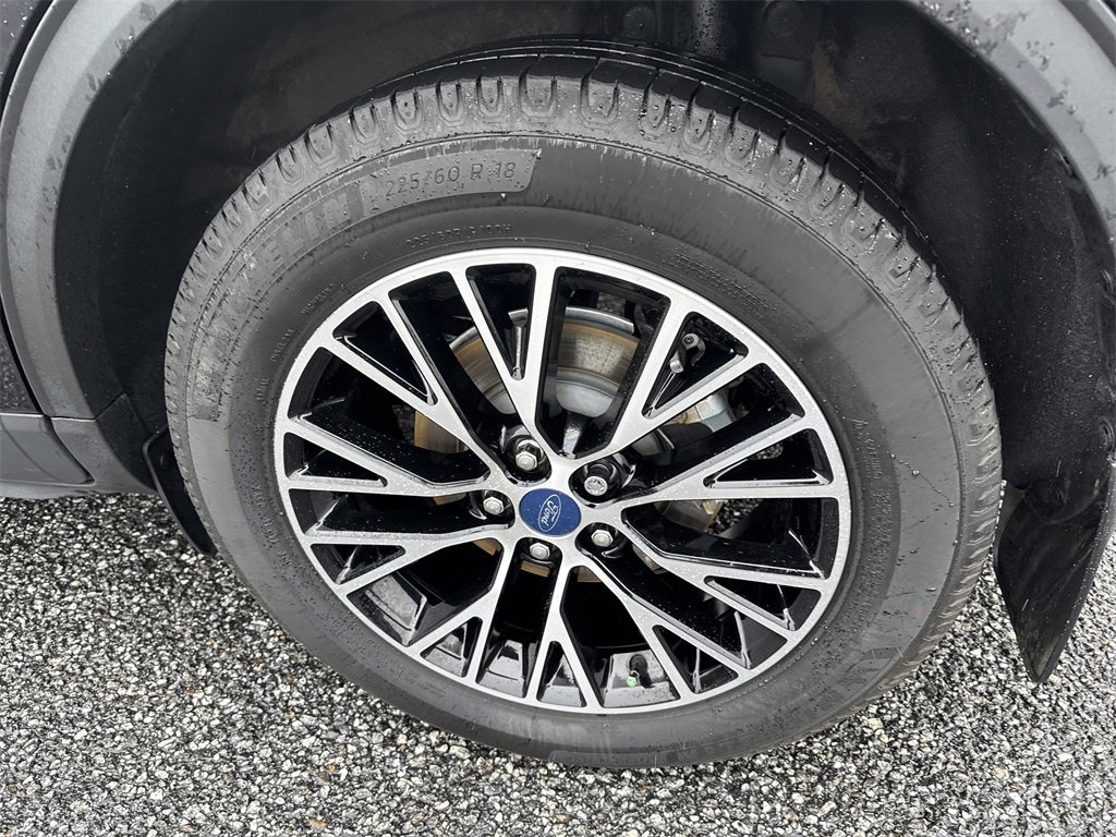 Used 2021 Ford Escape SEL w/ Class II Trailer Tow Package image 19