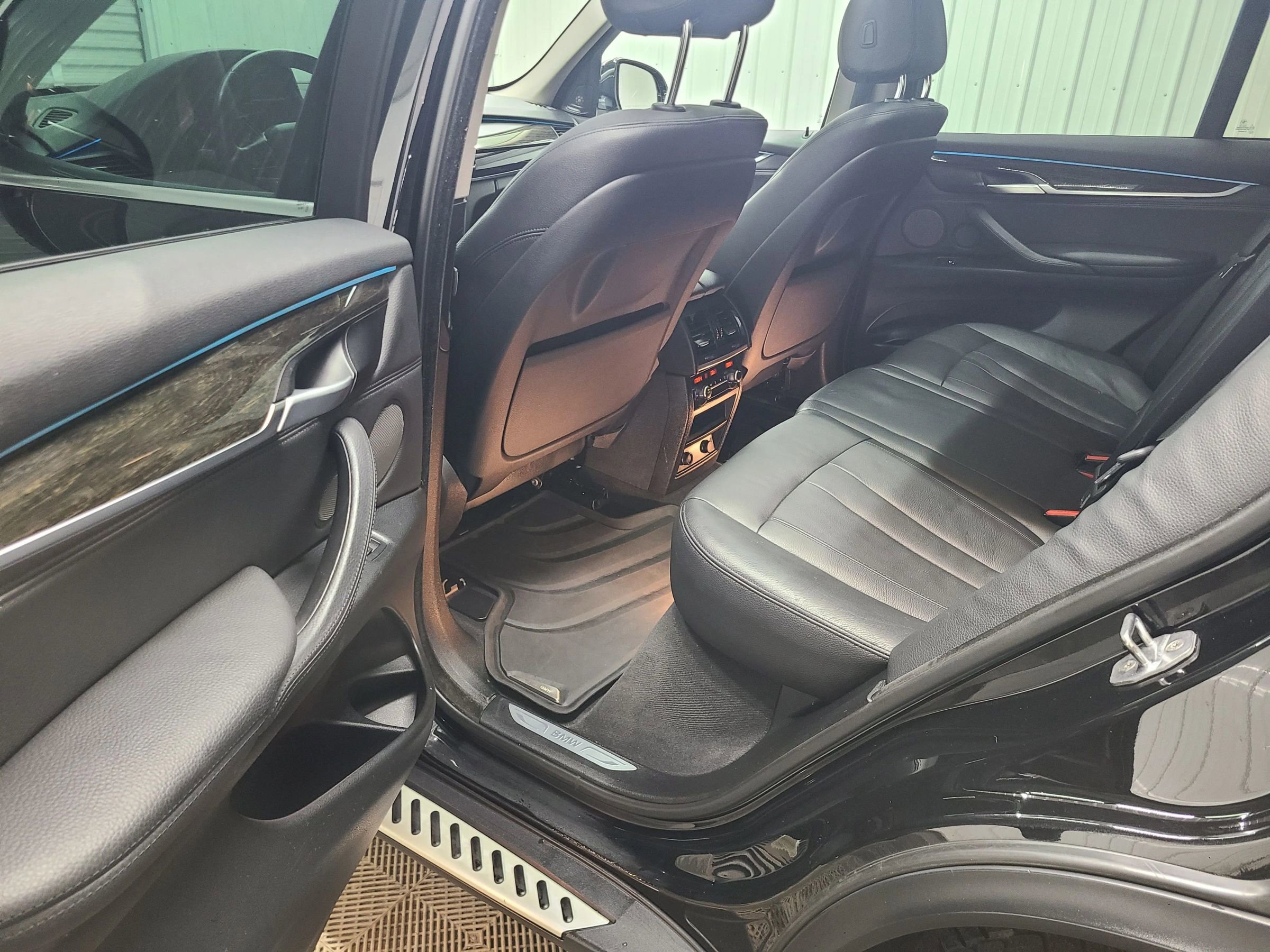 Used 2016 BMW X5 xDrive35i w/ Premium Package image 37