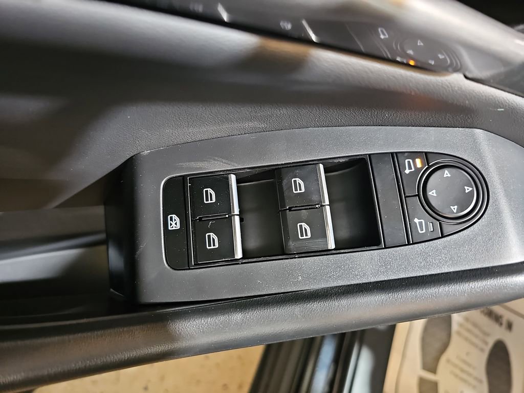 New 2026 MAZDA CX-30 AWD 2.5 S w/ Select Sport Pkg image 29