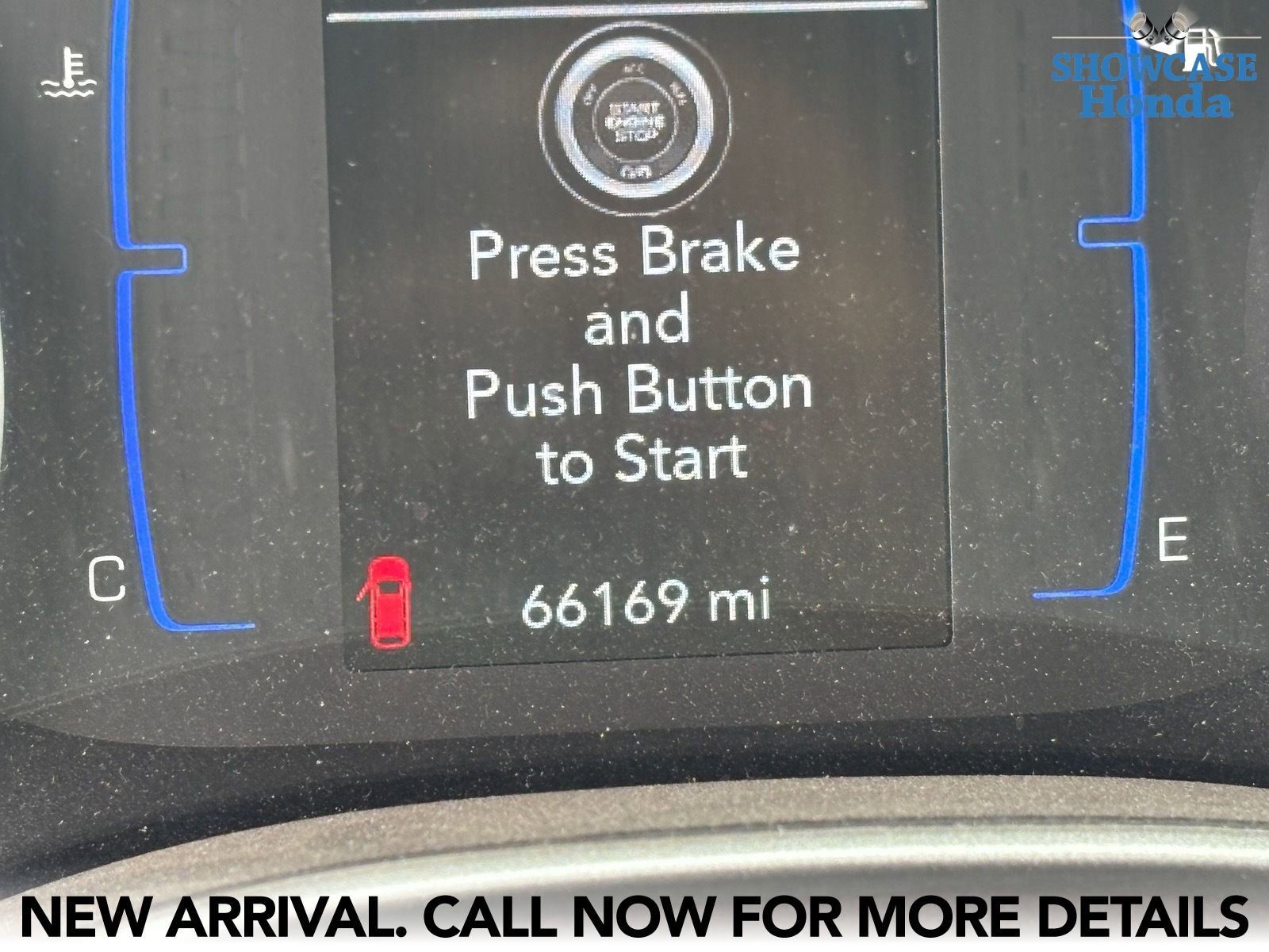 Used 2018 Chrysler Pacifica Touring-L image 8