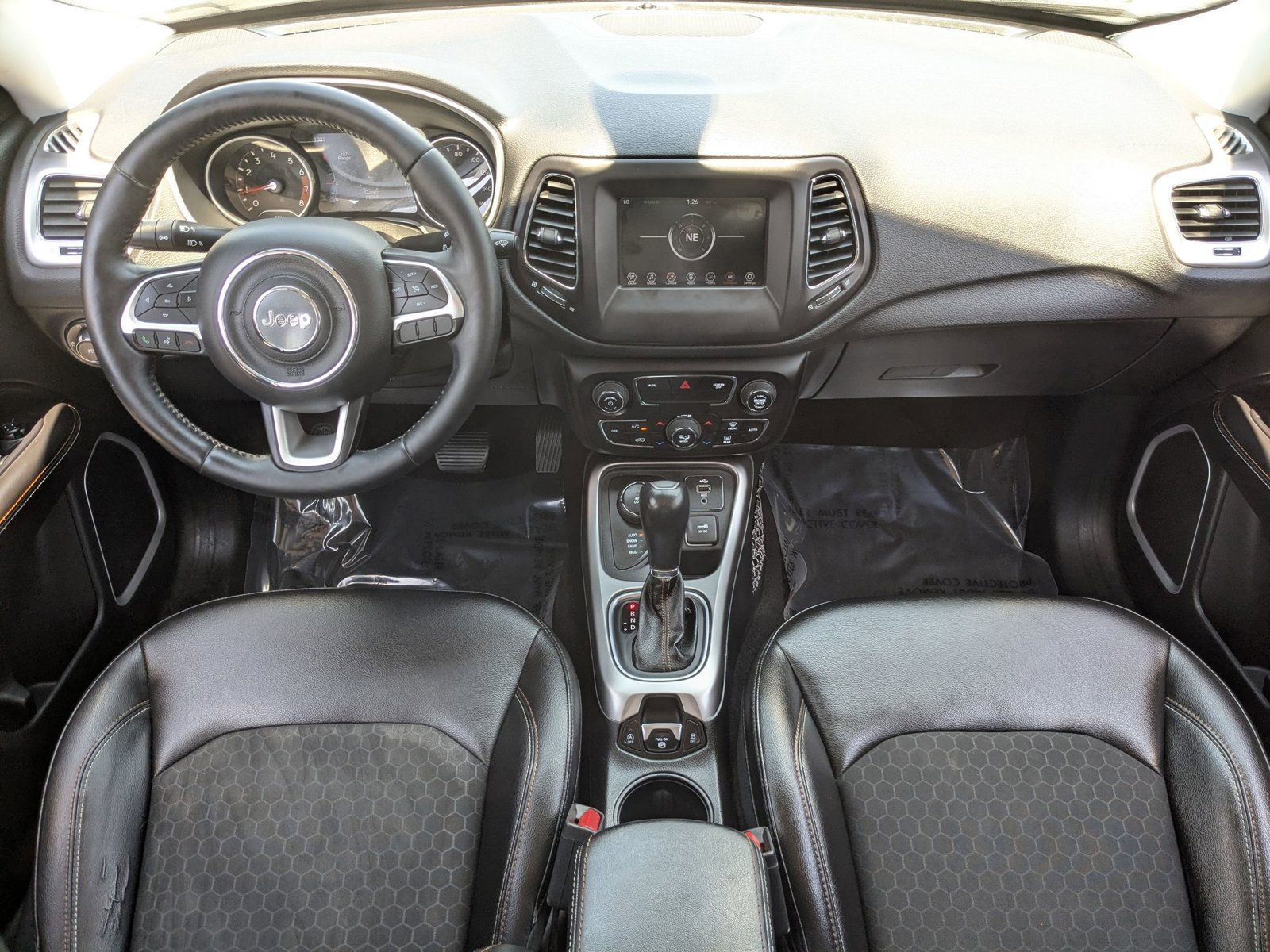Used 2018 Jeep Compass Latitude w/ Popular Equipment Group AWD/4WD image 18