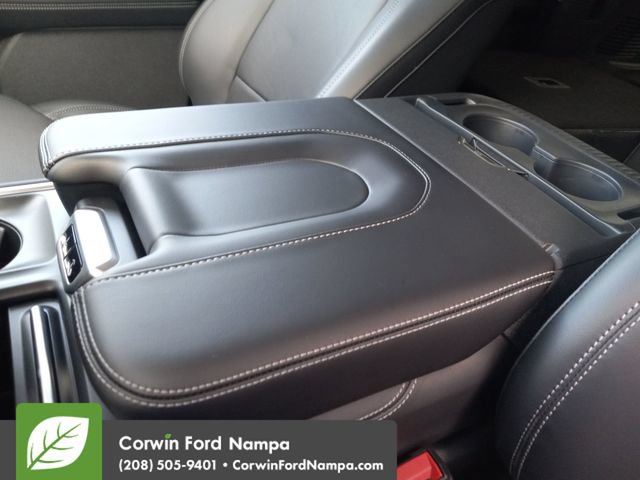 New 2026 Ford Expedition Platinum w/ Driver's Package AWD/4WD image 18