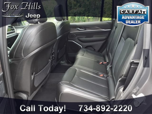 Used 2024 Jeep Grand Cherokee Limited 4xe w/ Trailer Tow Package AWD/4WD image 11