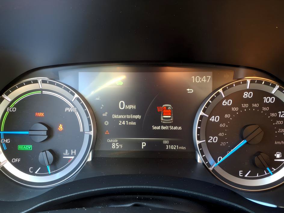 Used 2023 Toyota Highlander LE AWD/4WD image 25