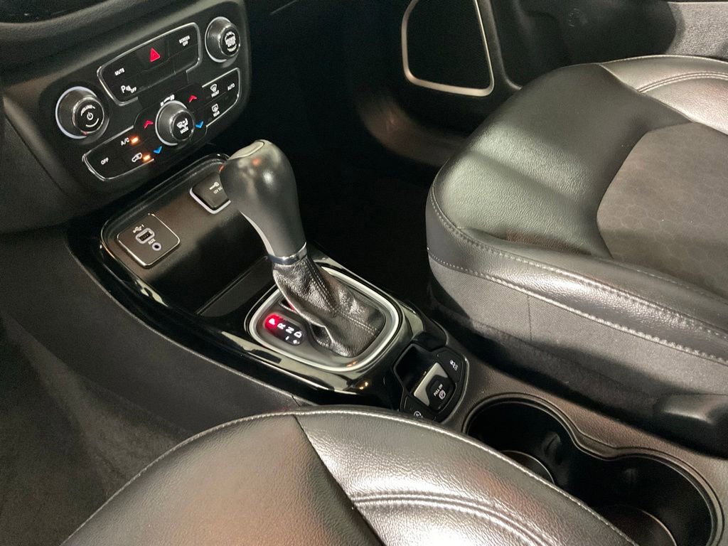 Used 2020 Jeep Compass Latitude FWD image 14