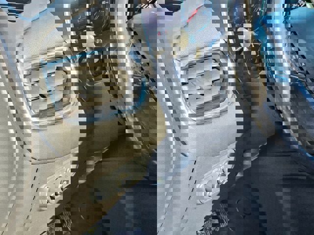 Used 2021 Chevrolet Equinox LT image 27