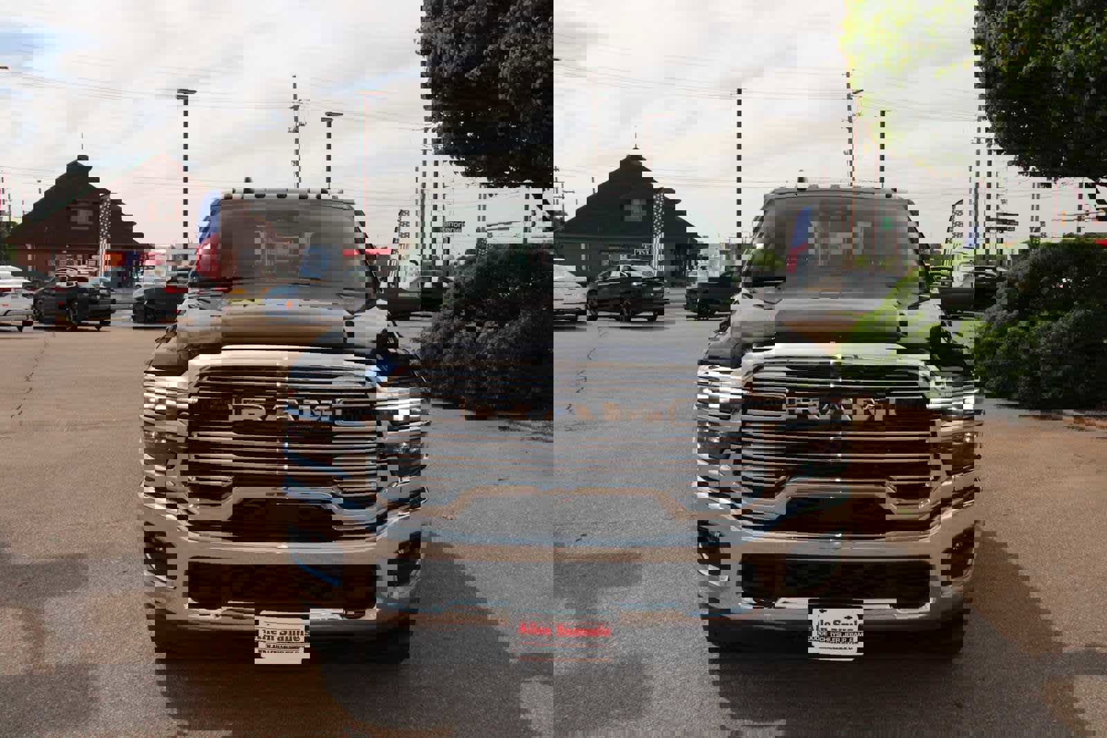 New 2025 RAM 3500 Laramie w/ Towing Technology Group image 4