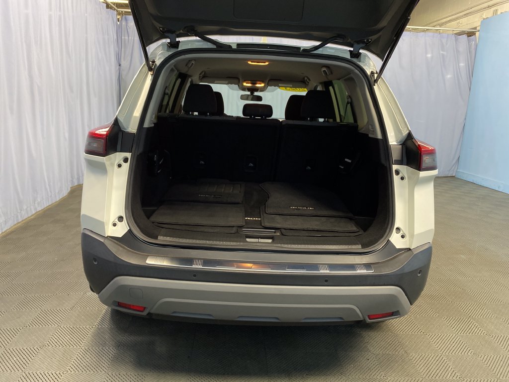 Used 2023 Nissan Rogue SV AWD/4WD image 29