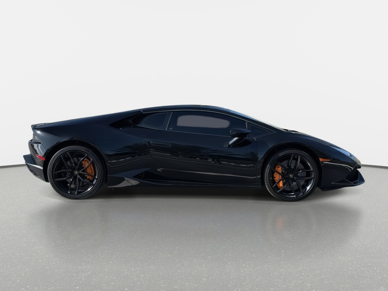 Used 2018 Lamborghini Huracan LP 610-4 AWD/4WD image 2