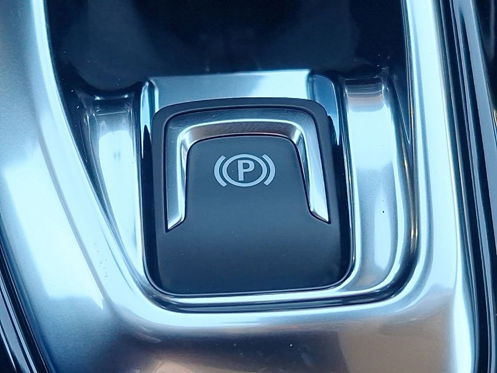 New 2026 Chevrolet Trax LT w/ Driver Confidence Package image 25