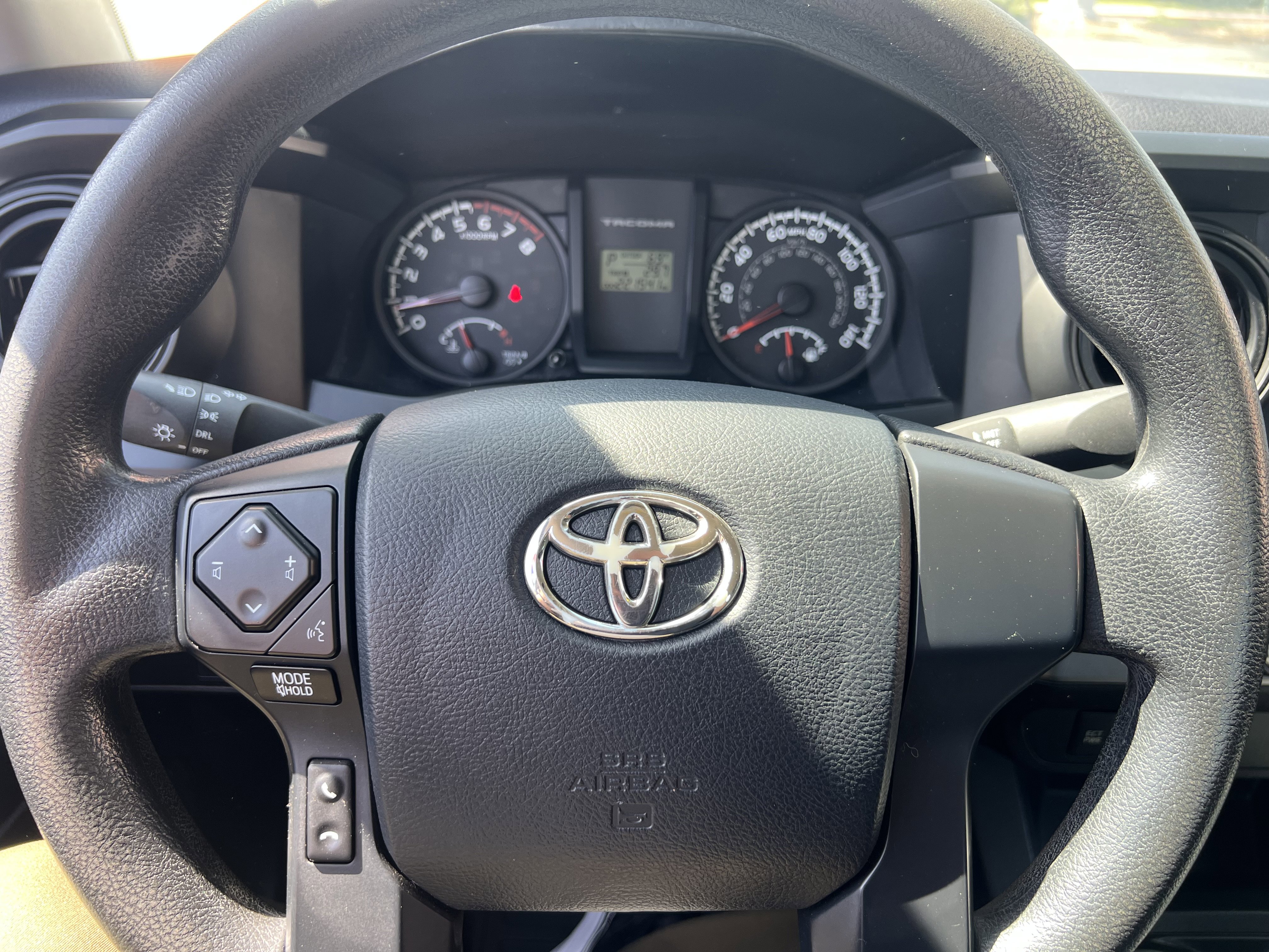 Used 2016 Toyota Tacoma SR RWD image 16