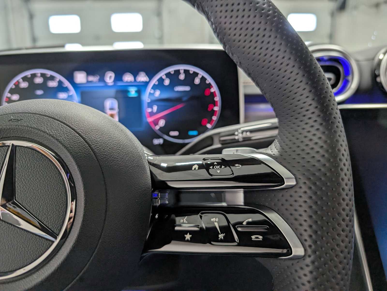 Certified 2026 Mercedes-Benz CLE 450 4MATIC Cabriolet image 36