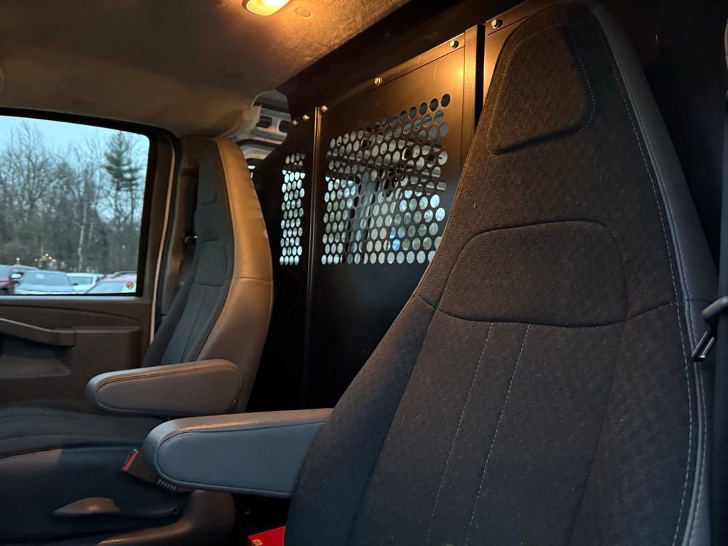 Used 2024 Chevrolet Express 2500 Work Van w/ Driver Convenience Package image 12
