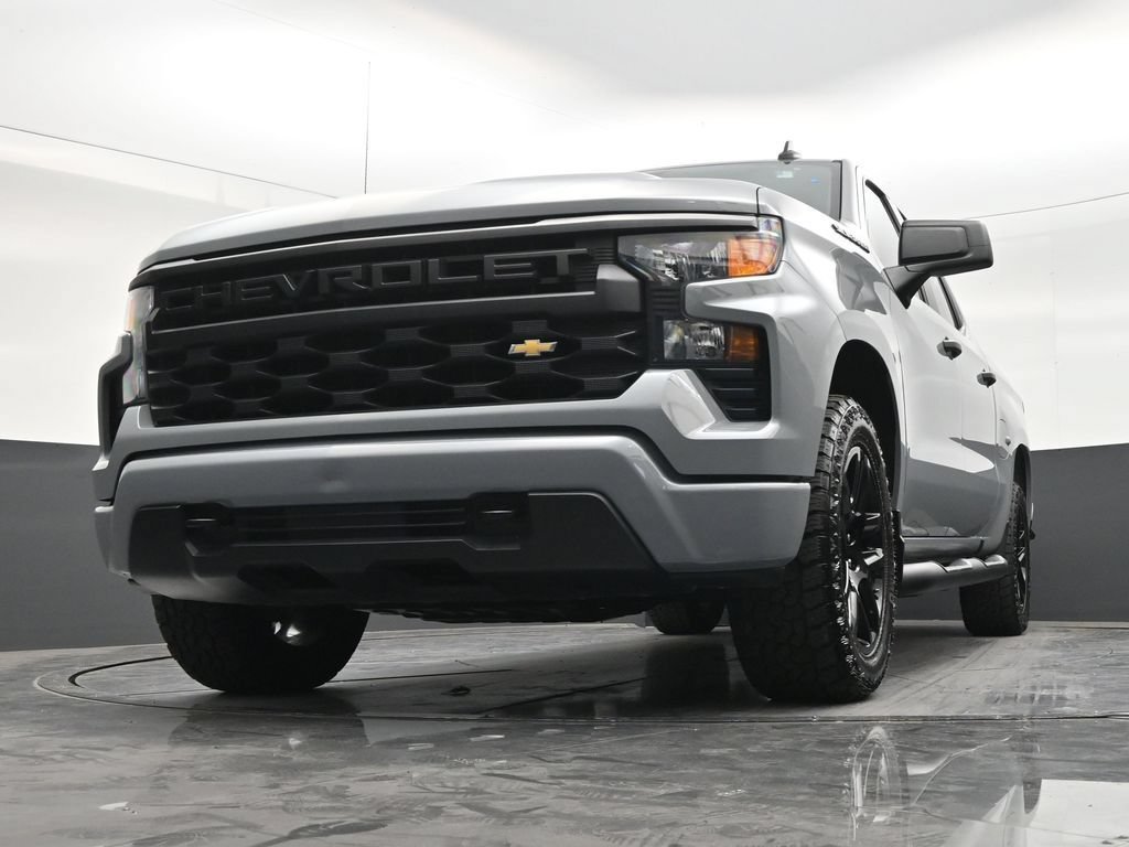 Used 2024 Chevrolet Silverado 1500 Custom w/ Turbomax Blackout Package RWD image 27