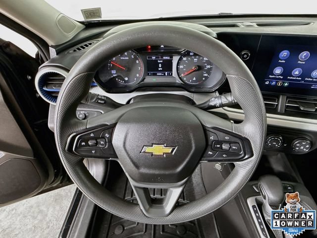 Used 2025 Chevrolet Trax LS w/ LS Convenience Package FWD image 4