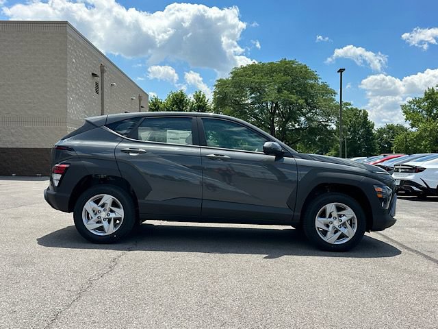 New 2026 Hyundai Kona SE AWD/4WD image 8