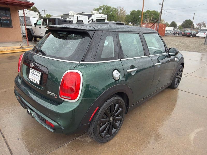 Used 2018 MINI Cooper S FWD image 3