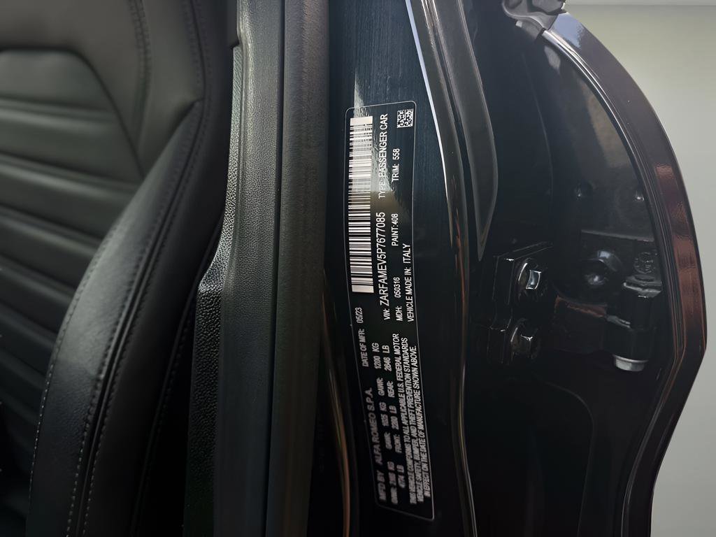 Used 2023 Alfa Romeo Giulia Quadrifoglio w/ Active Assist Plus Package image 29