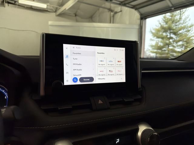 Used 2025 Toyota RAV4 XLE image 23