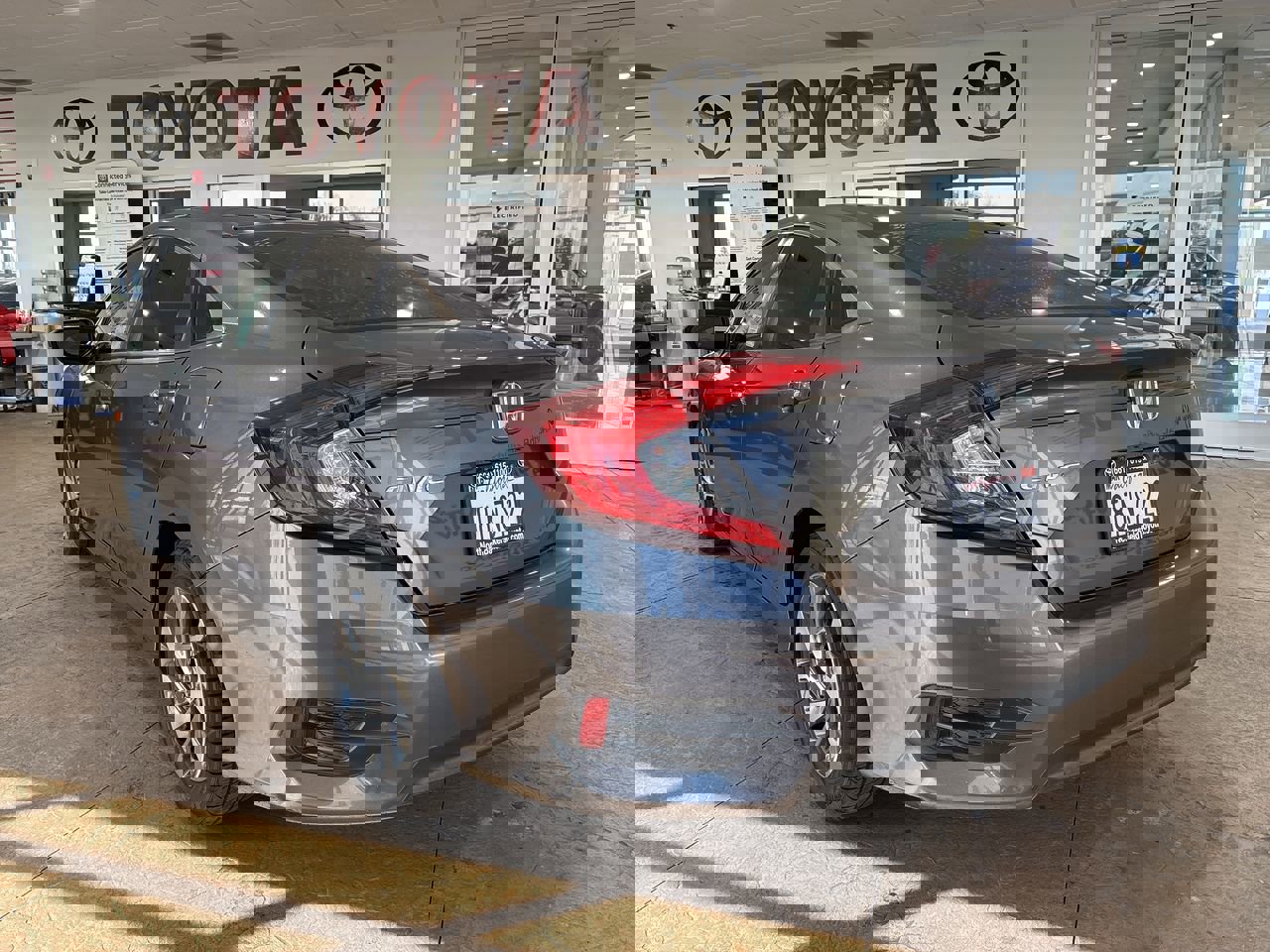 Used 2016 Honda Civic EX image 8