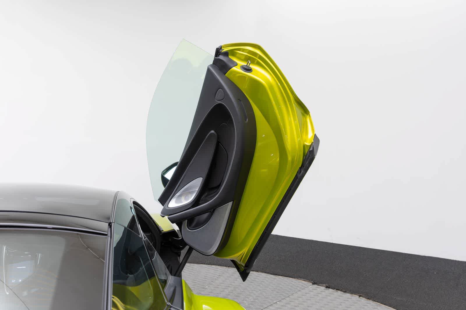 New 2027 McLaren GTS RWD image 31