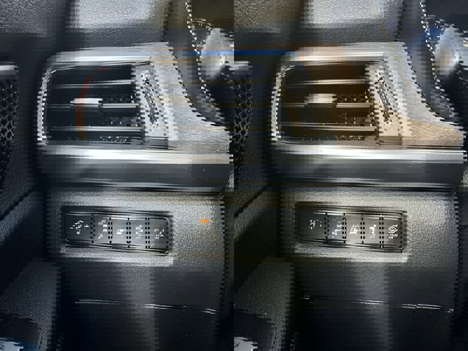 Used 2020 Kia Telluride SX w/ SX Prestige Package image 26