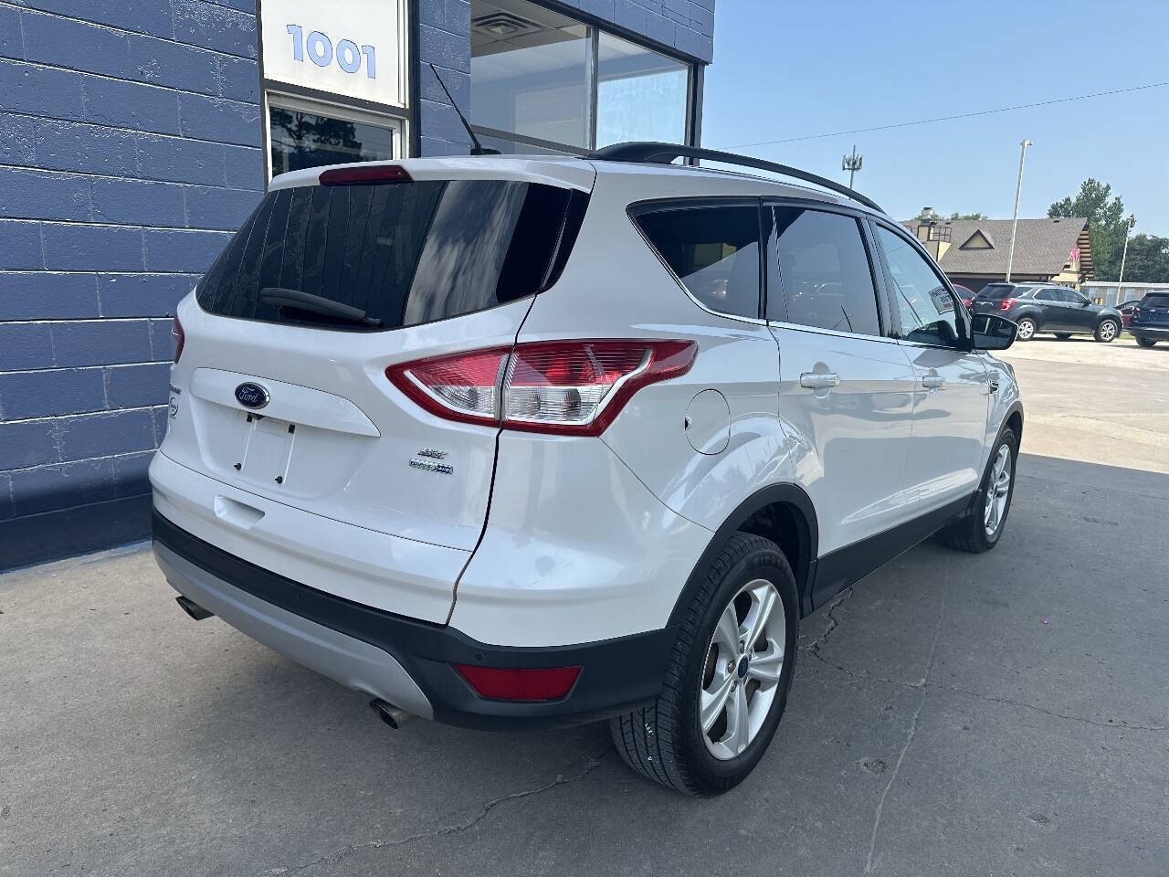 Used 2015 Ford Escape SE w/ Equipment Group 201A AWD/4WD image 8