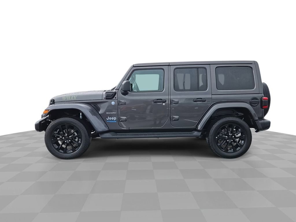 Used 2021 Jeep Wrangler Unlimited Sahara w/ Cold Weather Group image 5
