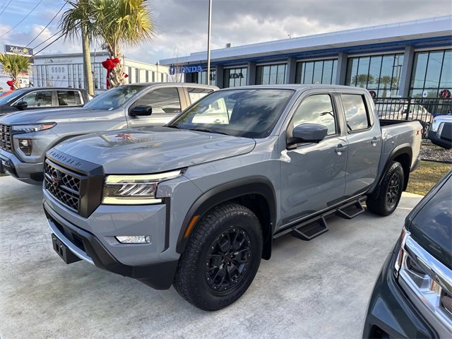 Used 2023 Nissan Frontier Pro-X w/ Pro-X Premium Package image 3