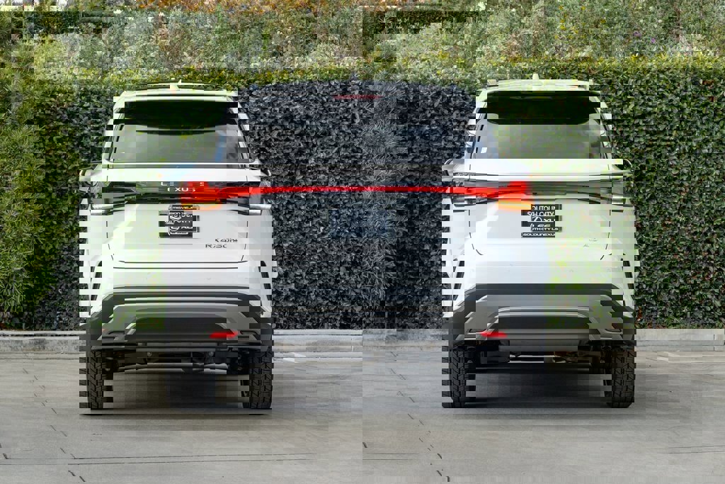 New 2026 Lexus RX 450h Luxury image 10