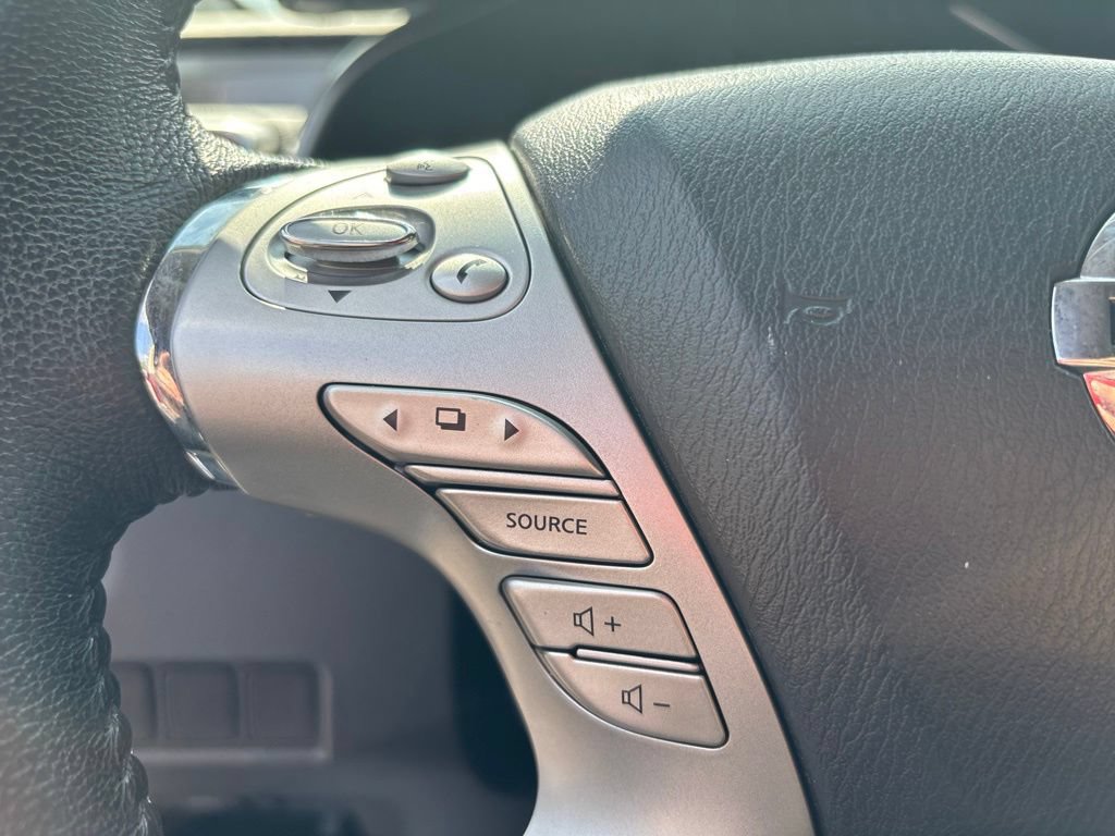 Used 2015 Nissan Murano SV AWD/4WD image 21