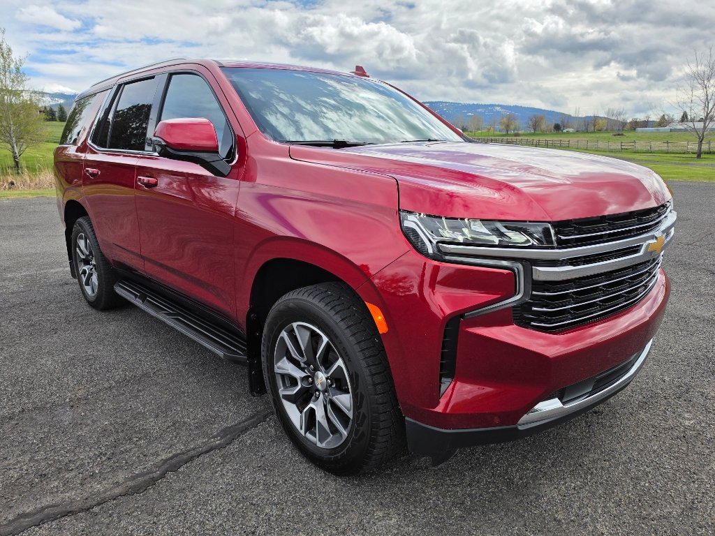 Used 2023 Chevrolet Tahoe LT w/ Luxury Package image 3